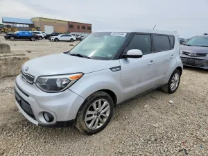Kia Soul 2.0L 4 2017