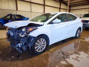 Hyundai Elantra 1.8L 4 2015