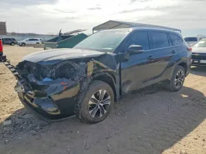 Toyota Highlander 3.5L 6 2022