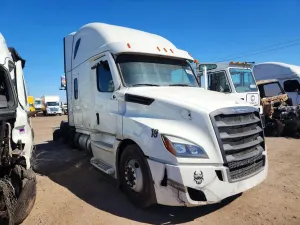 Freightliner Cascadia 14.8L 6 2023