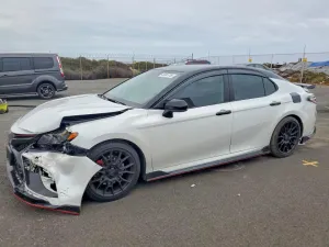 Toyota Camry 3.5L 6 2020