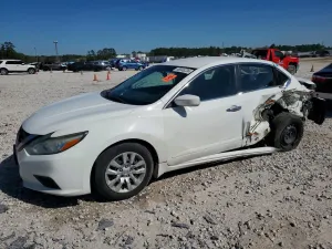 Nissan Altima 2.5L 4 2017