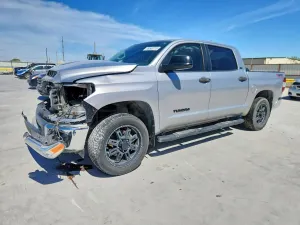 Toyota Tundra 4.6L 8 2017