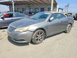 Chrysler 200 2.4L 4 2013
