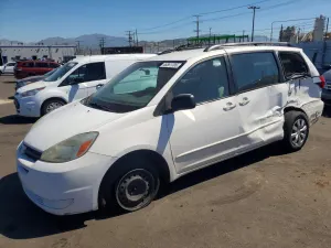 Toyota Sienna 3.3L 6 2005