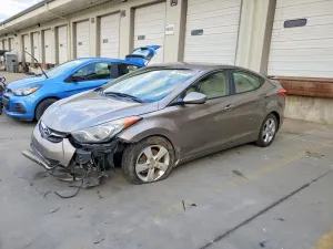 Hyundai Elantra 1.8L 4 2013