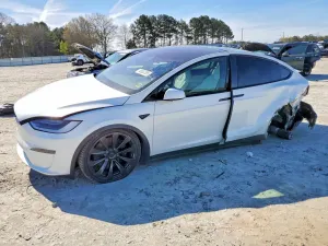 Tesla Model X 2022