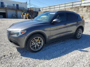Alfa Romeo Stelvio 2.0L 4 2018