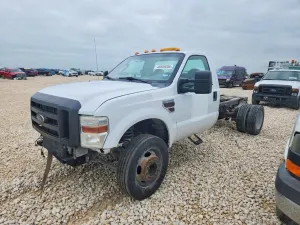 Ford F-450 6.4L 8 2010