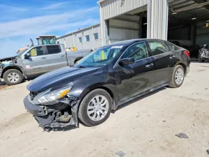 Nissan Altima 2.5L 4 2017