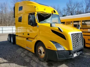 Volvo VN 12.8L 6 2022