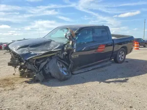 RAM 1500 5.7L 8 2017