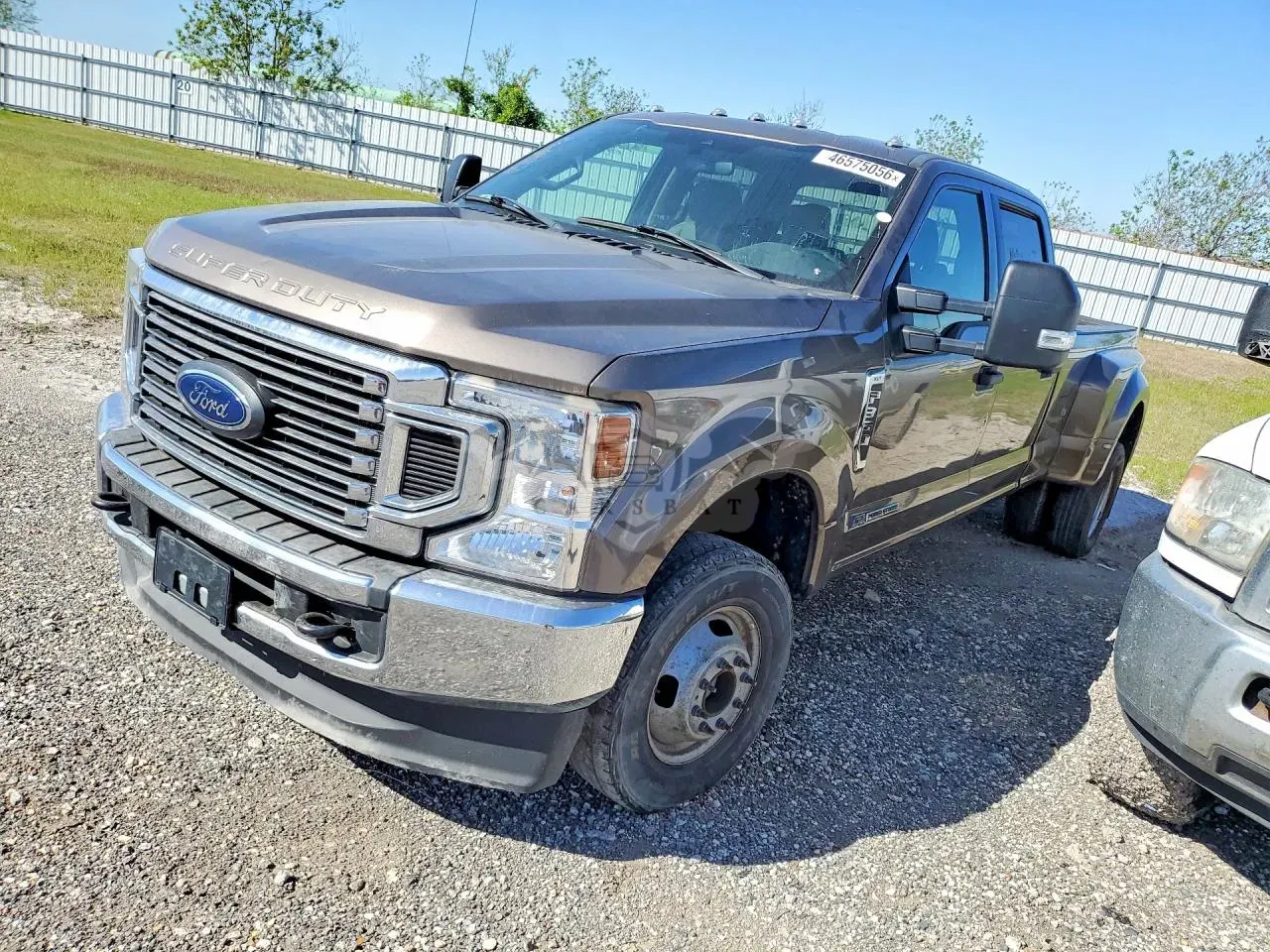 Ford F-350 6.7L 8 2021