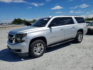 Chevrolet Suburban 5.3L 8 2018