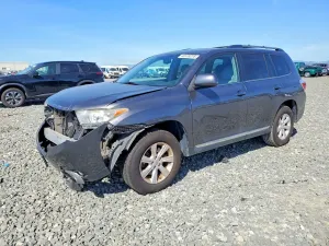 Toyota Highlander 3.5L 6 2013