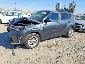 Kia Soul 2.0L 4 2025