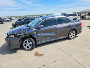 Toyota Corolla 1.8L 4 2013