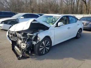 Nissan Altima 2.5L 4 2019