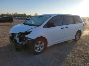 Toyota Sienna 3.5L 6 2019