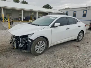 Nissan Sentra 2.0L 4 2025