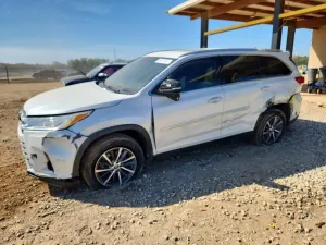 Toyota Highlander 3.5L 6 2019