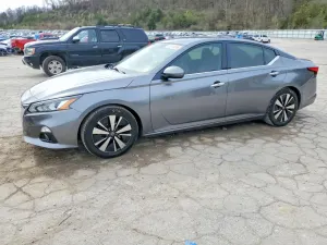Nissan Altima 2.5L 4 2019