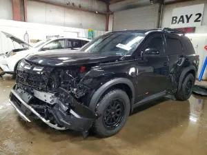 Nissan Pathfinder 3.5L 6 2025