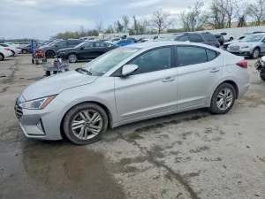 Hyundai Elantra 2.0L 4 2019