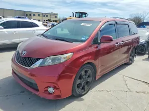 Toyota Sienna 3.5L 6 2013