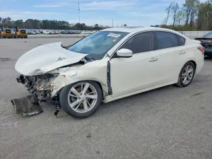 Nissan Altima 2.5L 4 2014