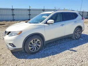 Nissan Rogue 2.5L 4 2015