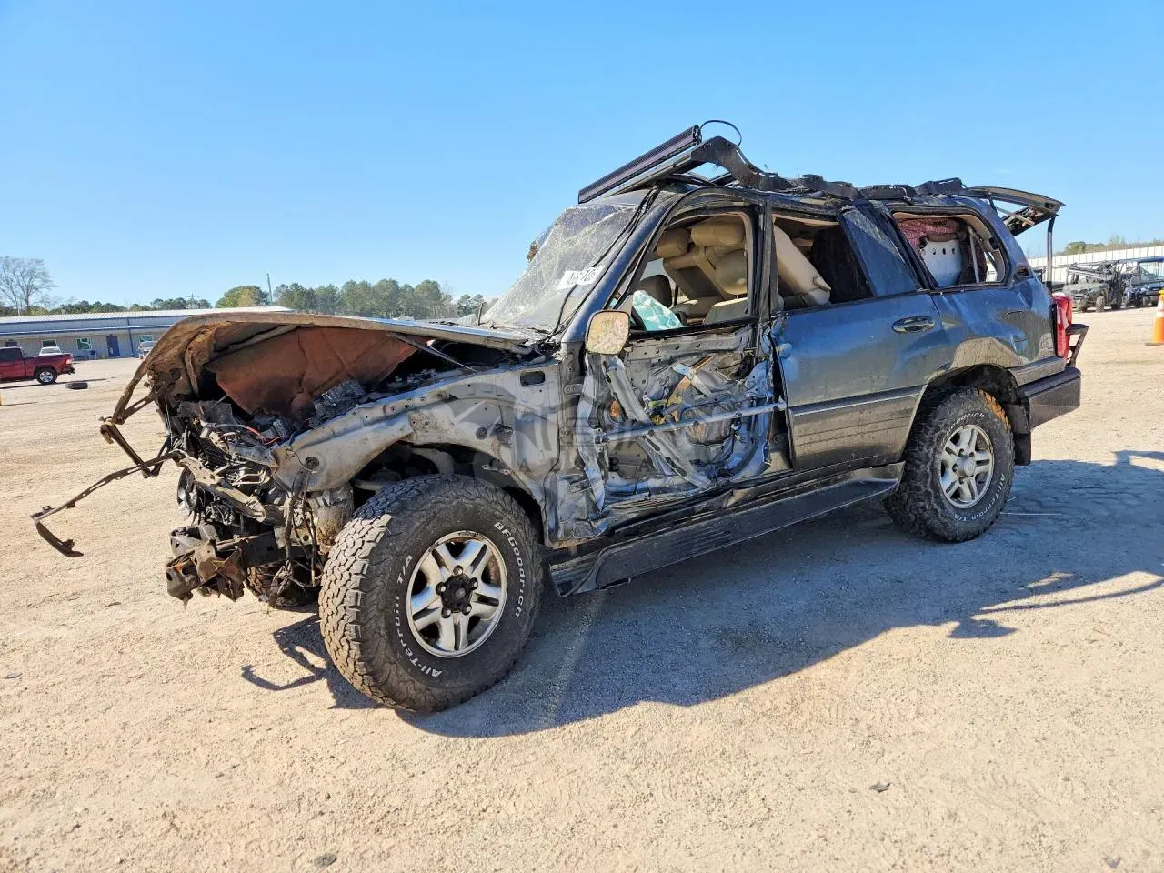 Lexus LX 4.7L 8 1999