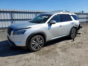 Nissan Pathfinder 3.5L 6 2025