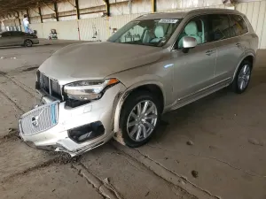 Volvo XC90 2.0L 4 2016