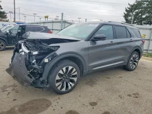 Ford Explorer 2.3L 4 2025