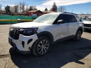 Ford Explorer 2.3L 4 2025