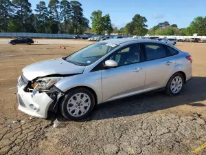 Ford Focus 2.0L 4 2012