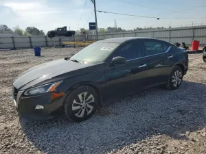 Nissan Altima 2.5L 4 2020