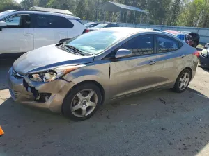 Hyundai Elantra 1.8L 4 2013