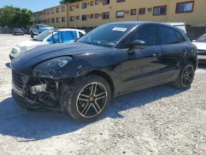 Porsche Macan 2.0L 4 2019