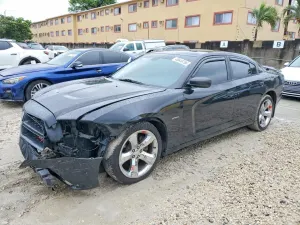 Dodge Charger 5.7L 8 2011