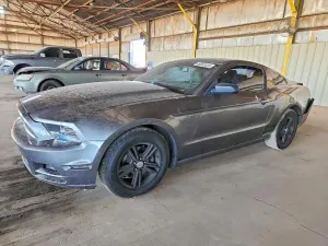 Ford Mustang 3.7L 6 2014
