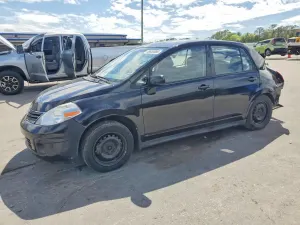 Nissan Versa 1.8L 4 2010