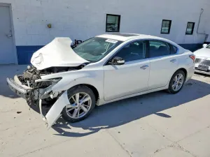 Nissan Altima 2.5L 4 2015