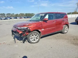 Kia Soul 2.0L 4 2021