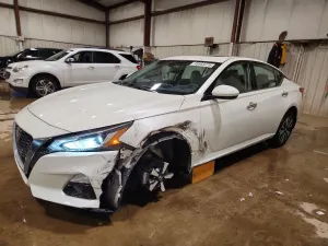 Nissan Altima 2.5L 4 2020