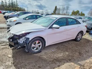 Hyundai Elantra 2.0L 4 2022