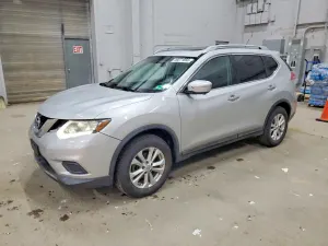 Nissan Rogue 2.5L 4 2015
