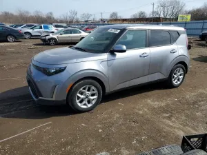 Kia Soul 2.0L 4 2023