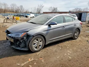 Hyundai Elantra 2.0L 4 2020